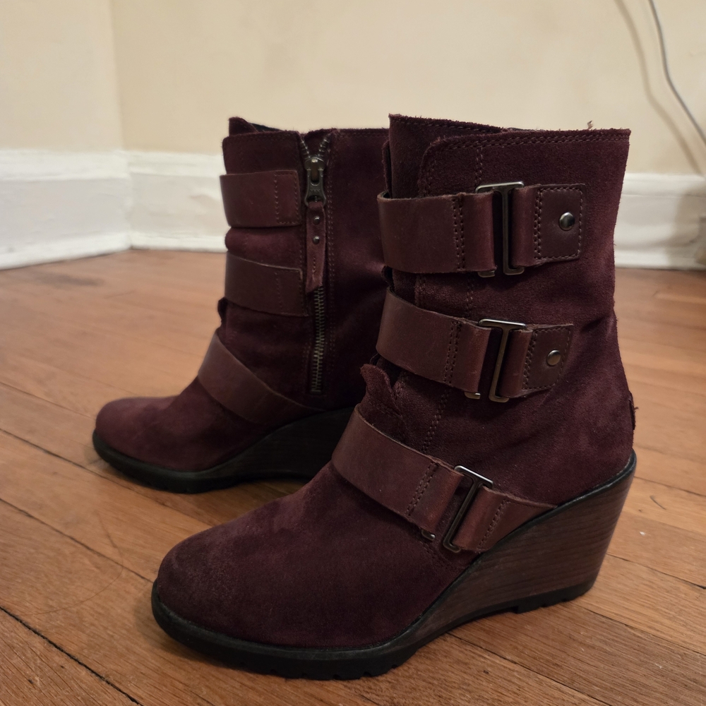 Sorel Maroon Wedge Boots with Buckle Detail